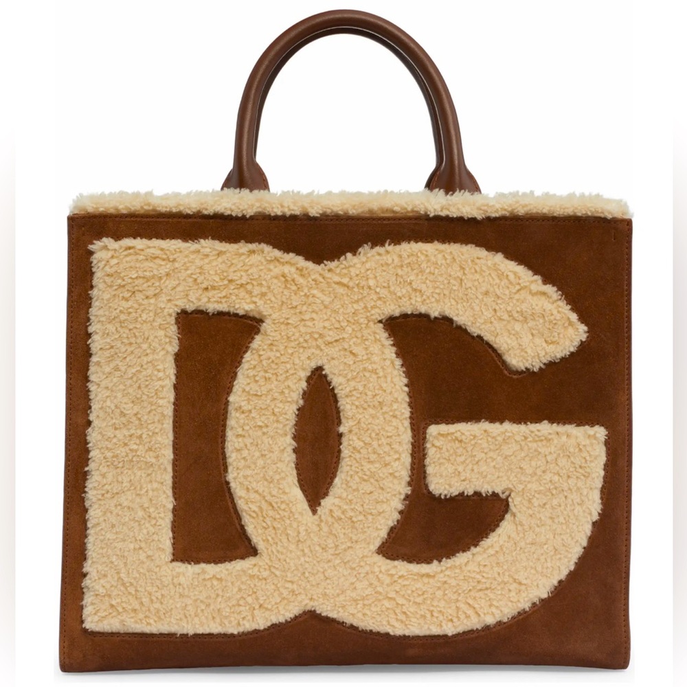 Dolce & Gabbana Medium DG Daily Tote Bag
